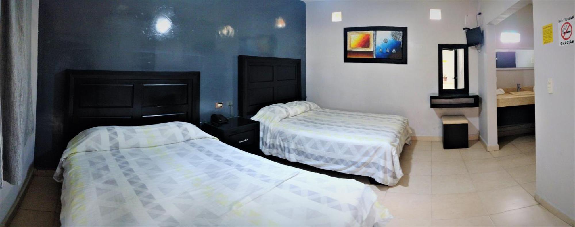Laguna Inn โทร์เรออน ภายนอก รูปภาพ