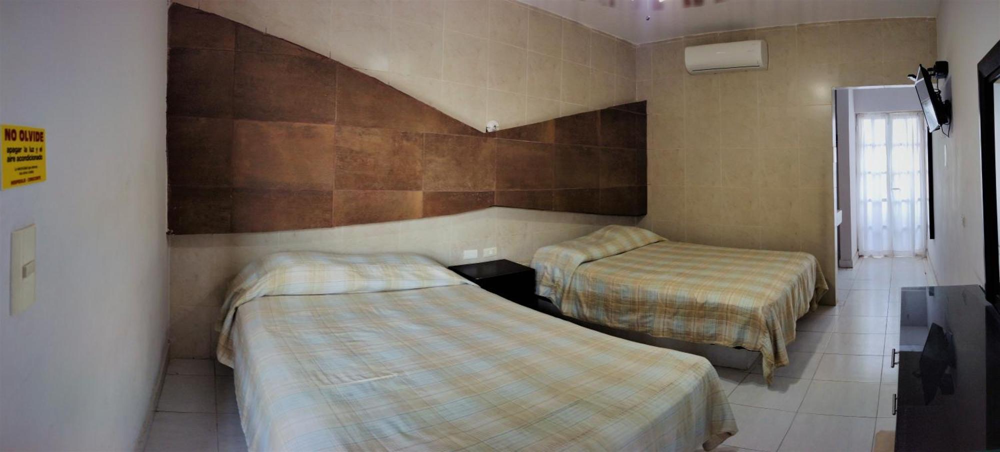 Laguna Inn โทร์เรออน ภายนอก รูปภาพ